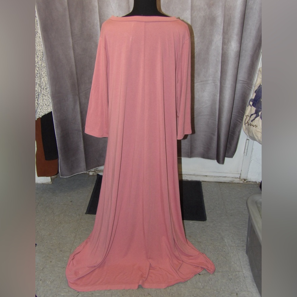 Elegant Pink High-Low Dress - Picture 2 of 7